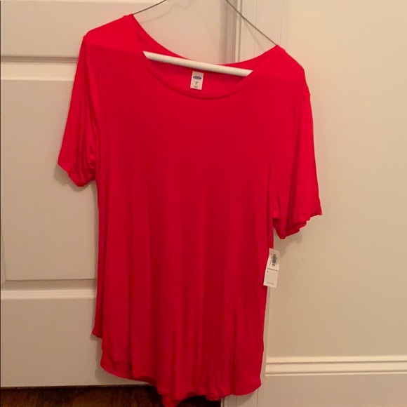 Old Navy Red Luxe Tee - Picture 1 of 2